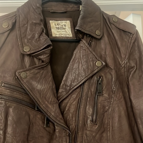 Genuine distressed brown leather Levi jacket - Picture 8 of 8